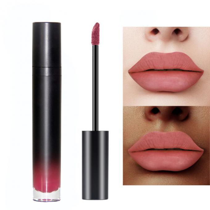 I prodotti di bellezza molli sexy del labbro impermeabilizzano il rossetto liquido duraturo del pigmento opaco del velluto